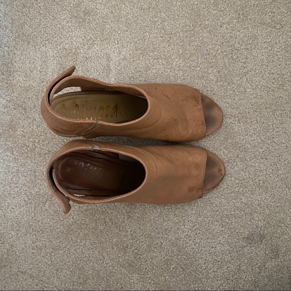 Mimosa Tan Leather Mules - Picture 6 of 10